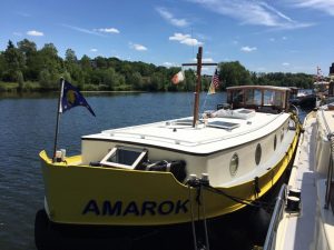 55N Amarok Dutch Barge Auxerre Piper Boats 