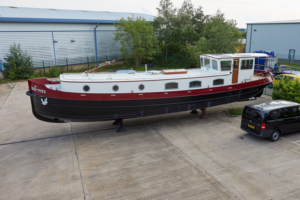 Uni-vers Piper Boats 57N Nivernais Class Stoke-on-Trent Dutch Style Barge